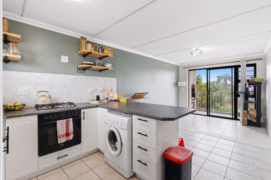 To Let 1 Bedroom Property for Rent in Table View Western Cape
